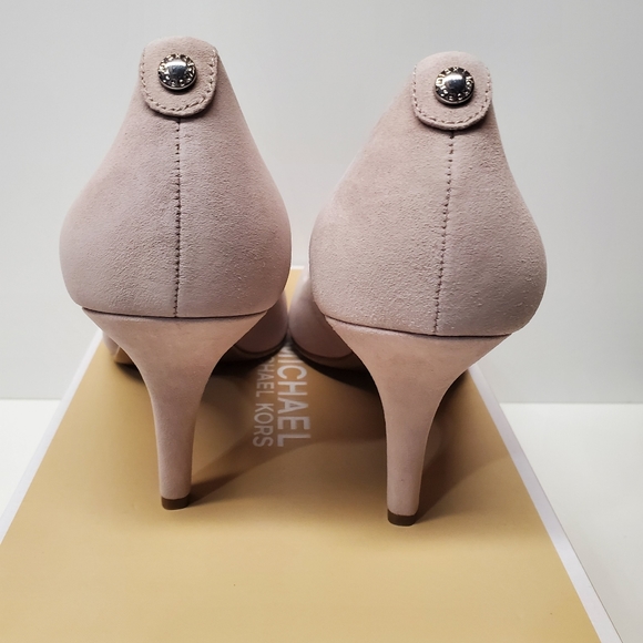 MK Flex Mid Pump dusty blush Suede heels 👠Cement Color - Picture 3 of 5